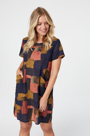 Navy | Abstract Print Relaxed Shift Dress : Model is 5'10