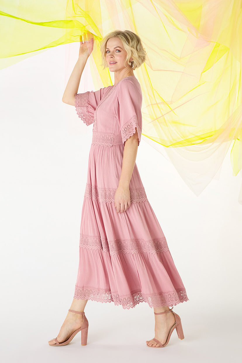 Pink | Short Sleeve Crochet Maxi Dress : Model is 5'10"/178 cm and wears UK10/EU38/US6/AUS10