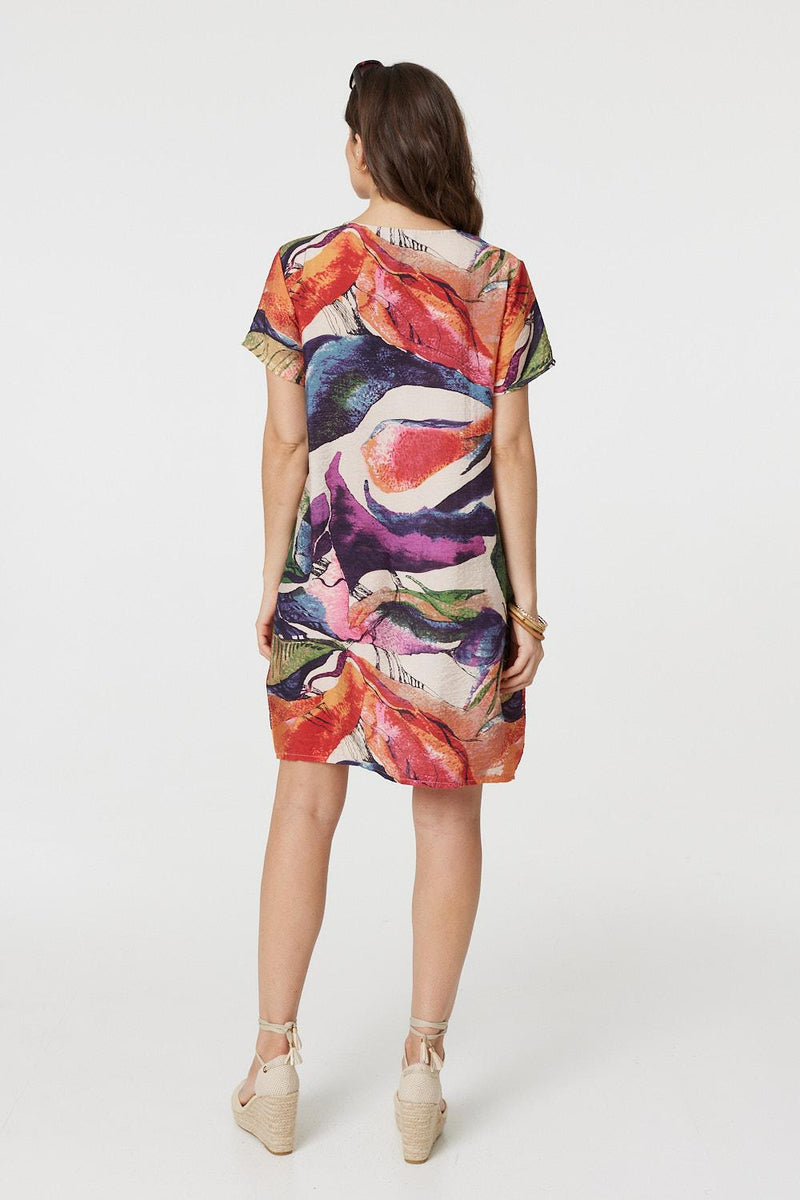 Abstract Print Short Sleeve Shift Dress | Izabel London