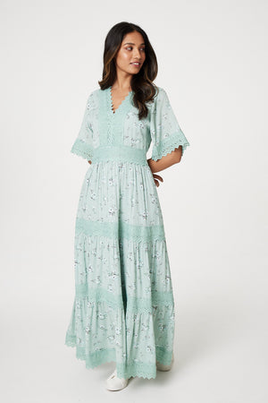 Light Green | Floral Lace Tiered Maxi Dress : Model is 5'7.5"/171 cm and wears UK8/EU36/US4/AUS8