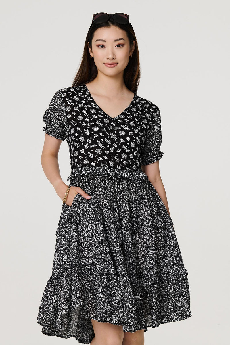 Floral Short Sleeve Tiered Skater Dress | Izabel London Floral Short Sleeve Tiered Skater Dress | Izabel London