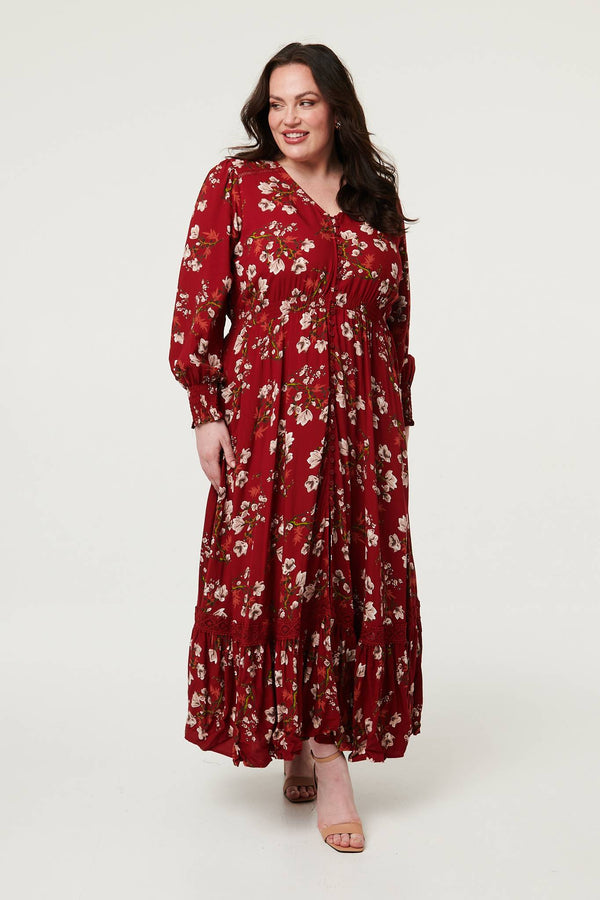 Red | Curve Floral Shirred V-Neck Maxi Dress