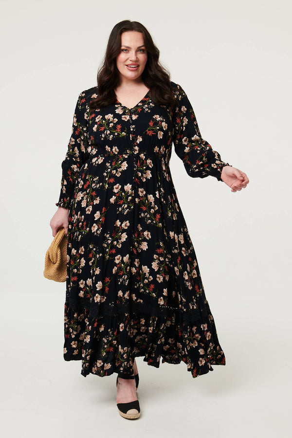 Navy | Curve Floral Shirred V-Neck Maxi Dress