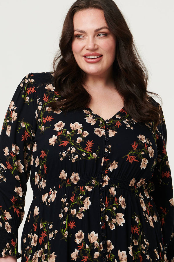 Navy | Curve Floral Shirred V-Neck Maxi Dress