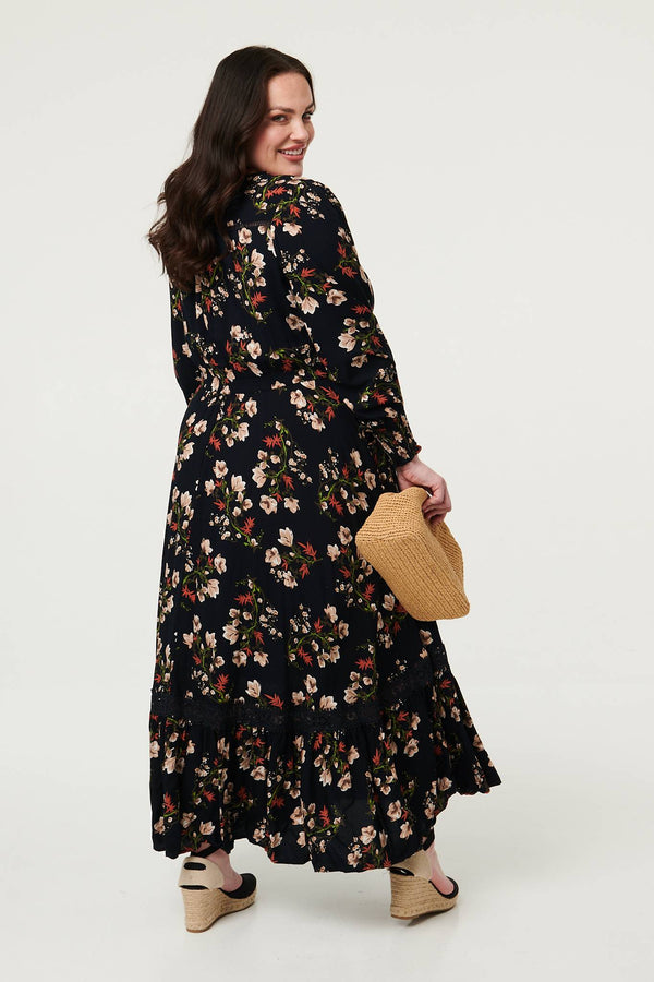 Navy | Curve Floral Shirred V-Neck Maxi Dress