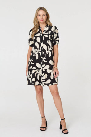 Black | Printed 1/2 Sleeve Tiered Short Dress
