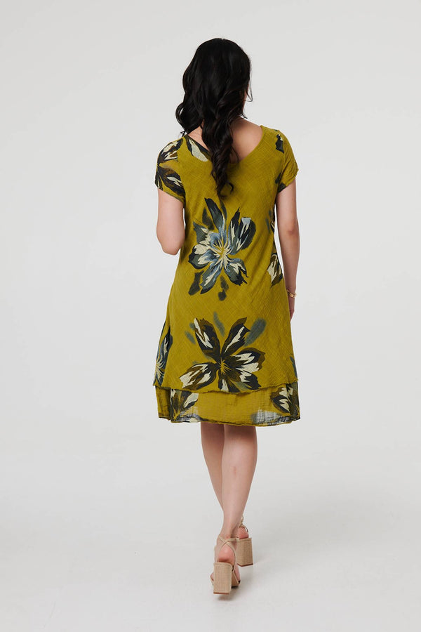 Green | Floral Short Sleeve Knee Length Dress
