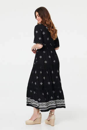 Black | Border Print 1/2 Sleeve Maxi Dress