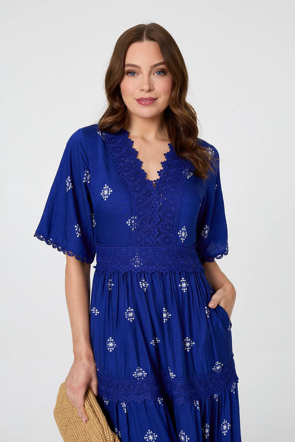 Blue | Border Print 1/2 Sleeve Maxi Dress