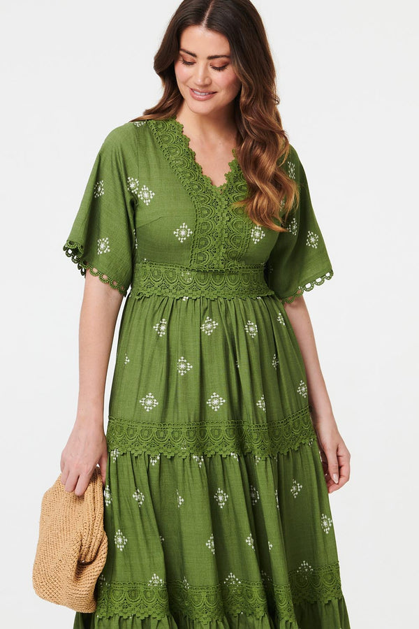 Sage | Border Print 1/2 Sleeve Maxi Dress