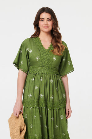Sage | Border Print 1/2 Sleeve Maxi Dress