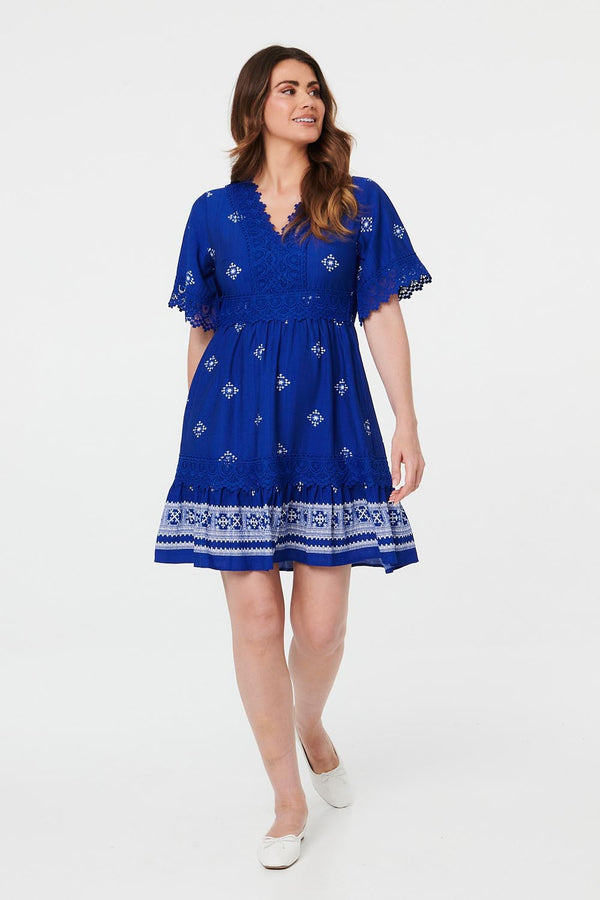 Blue | Border Print Lace 1/2 Sleeve Short Dress