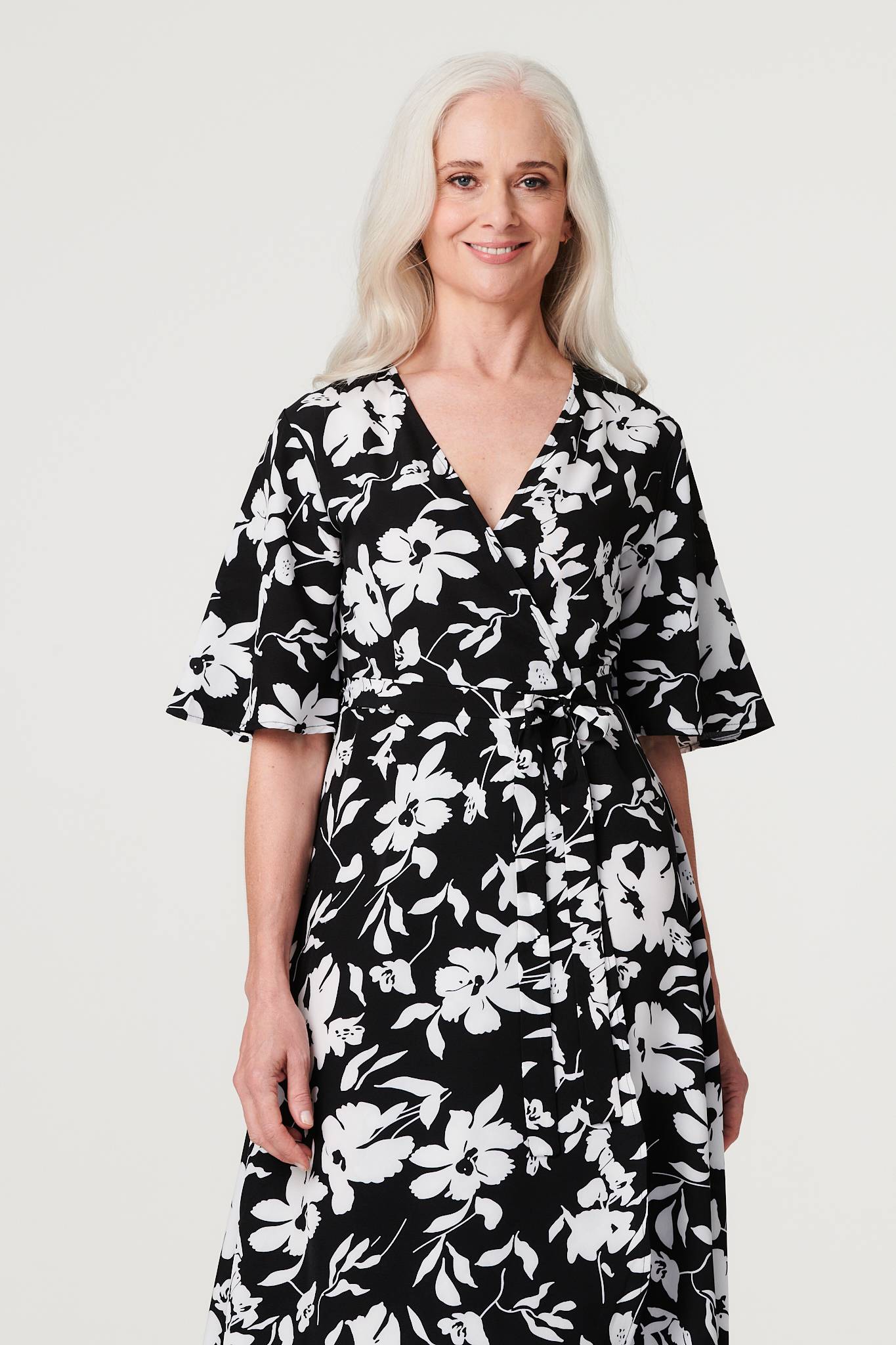 Black | Floral Flute Sleeve Midi Dress