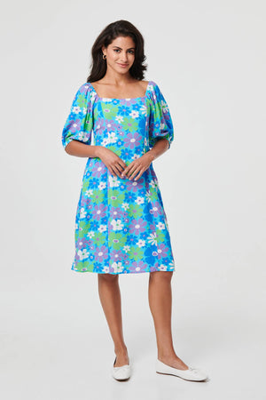 Green | Floral Square Neck Knee Length Dress
