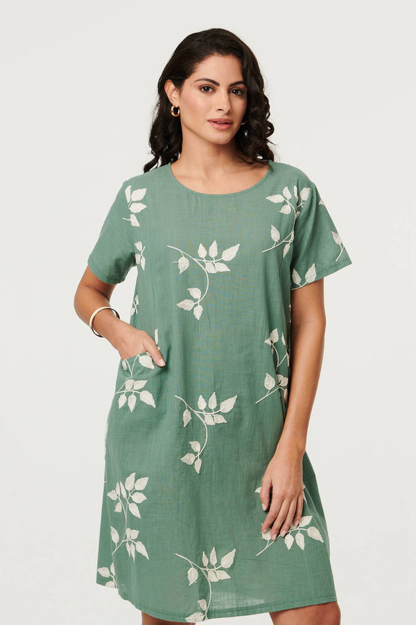 Green | Leaf Print Relaxed Knee Length Dress