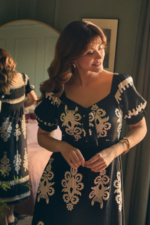 Black | Printed Puff Sleeve Tie Front Midi Dress