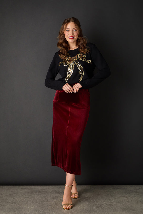 Red | Velour Texture High Waist Midi Skirt : Model is 5'9"/175 cm and wears UK8/EU36/US4/AUS8