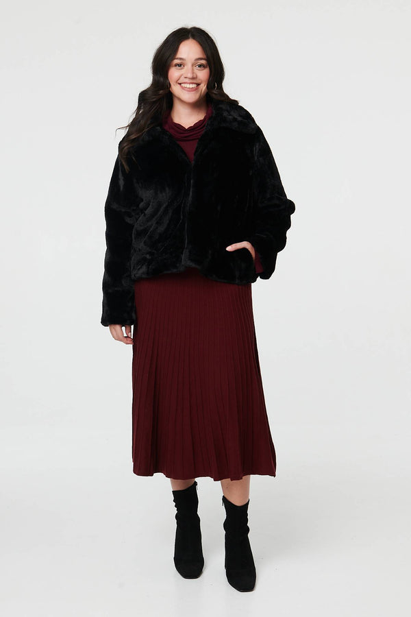 Black | Curve Faux Fur Zip Detail Cropped Jacket