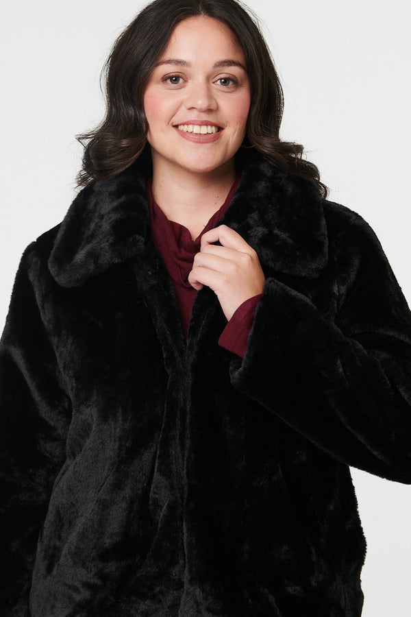 Black | Curve Faux Fur Zip Detail Cropped Jacket