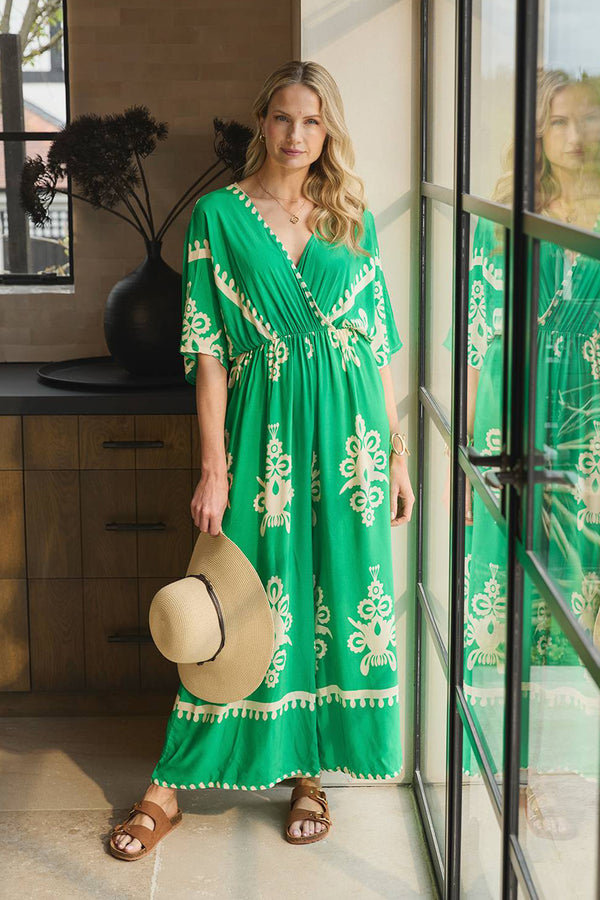 Green | Printed 3/4 Sleeve Jumpsuit : Model is 5'10"/178 cm and wears UK10/EU38/US6/AUS10