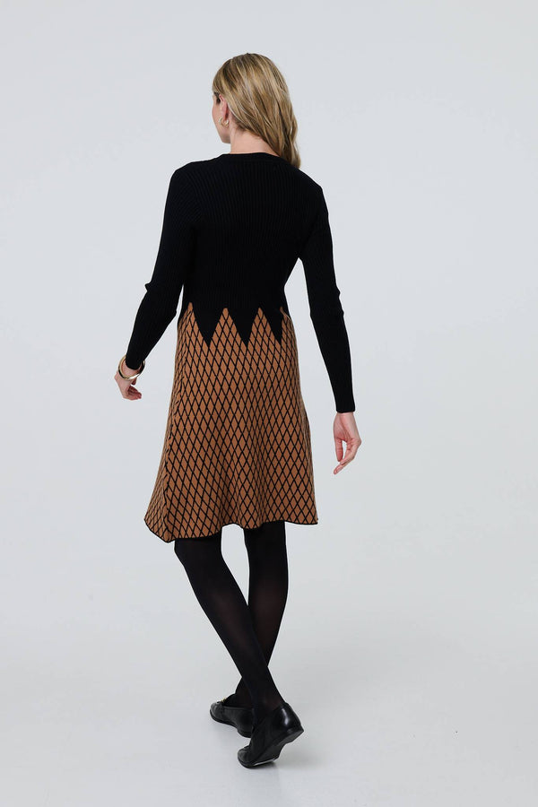 Black | Printed Long Sleeve Jumper Dress