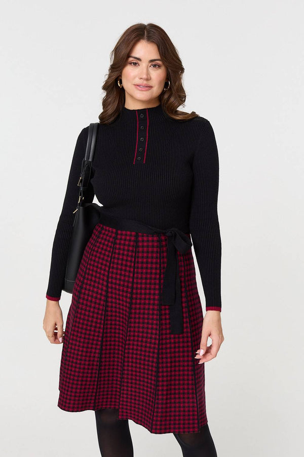 Black | Checked Pleated Knee Length Jumper Dress
