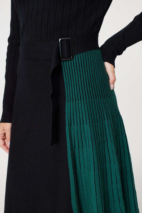 Black | Colour Block High Neck Pleated Knit Dress

