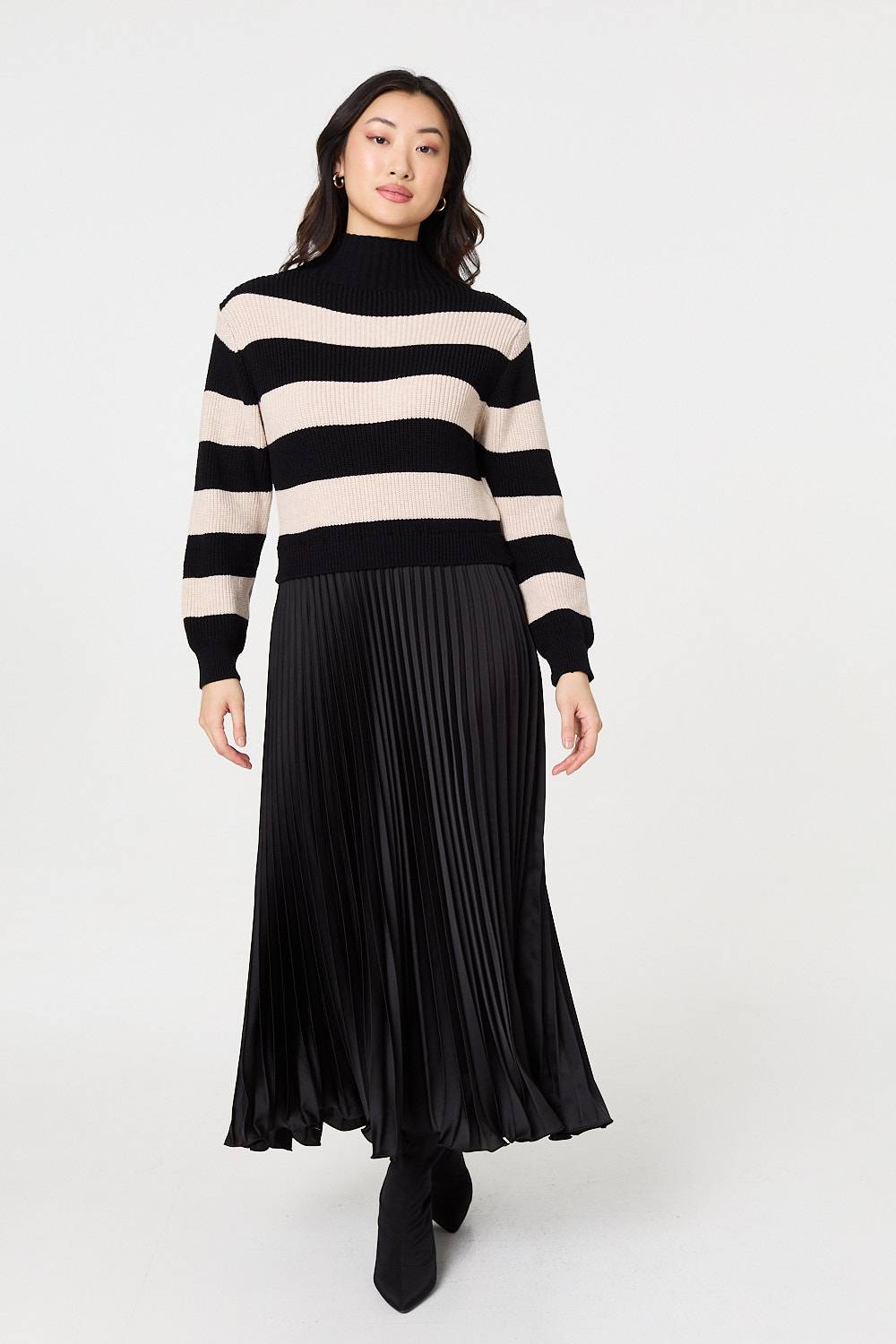 Striped High Neck Pleat Knit Maxi Dress | Izabel London