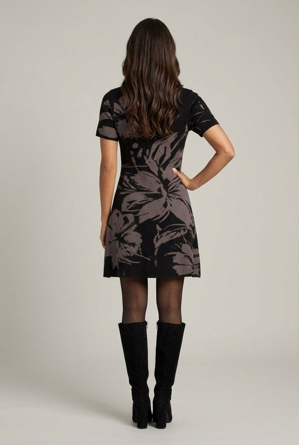 Black | Floral Short Sleeve Knit Short Dress