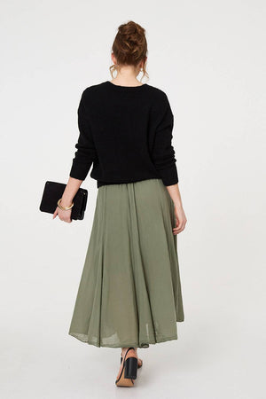 Black | Floral Embellished Relaxed Jumper
