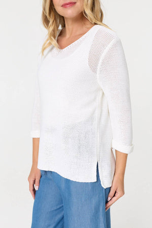 White | Mesh Texture 3/4 Sleeve Relaxed Top
