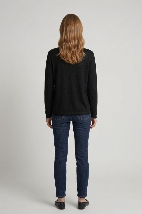 Black | Long Sleeve Relaxed Lightweight Knit Top
