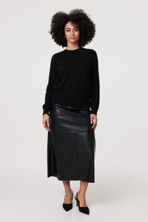 Black | Textured Knit Slim Fit Jumper: Model is 5'9