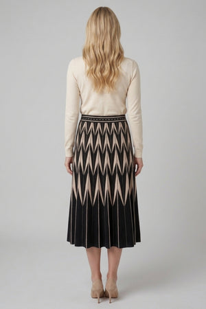 Black | Geo Print Pleated Midi Knit Skirt