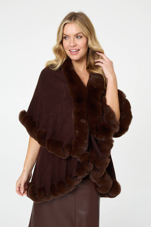 Brown | Faux Fur Trim Layered Poncho : Model is 5'10"/178 cm and wears UK8/EU36/US4/AUS8
