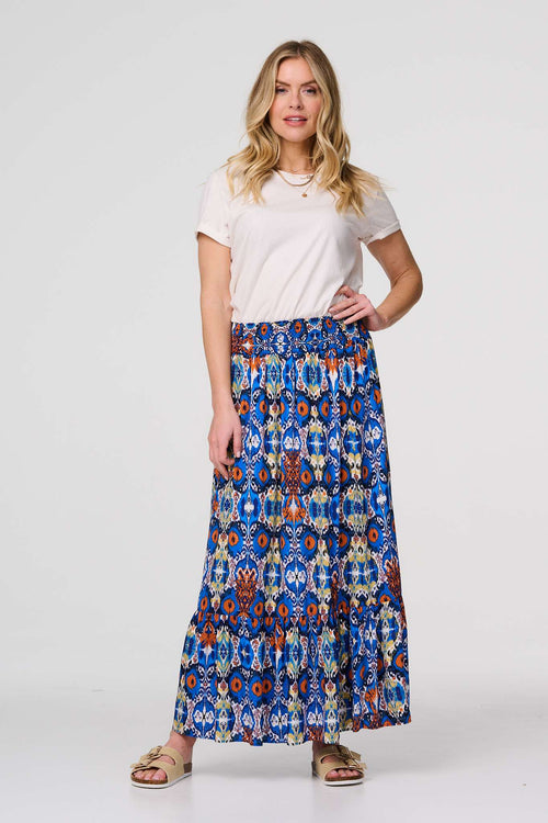 How to Wear a Maxi Skirt: The Long Skirt Style Edit | Izabel London How to Wear a Maxi Skirt: The Long Skirt Style Edit | Izabel London