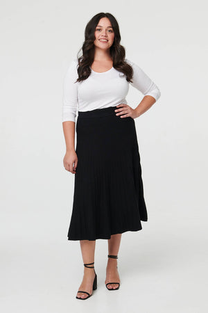 Black | Curve High Waist Pleated Knit Midi Skirt : Model is 5'8