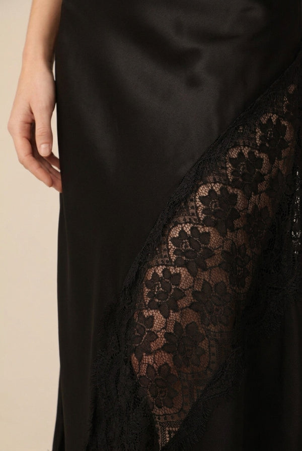 Black | Satin Texture Lace Detail Midi Skirt