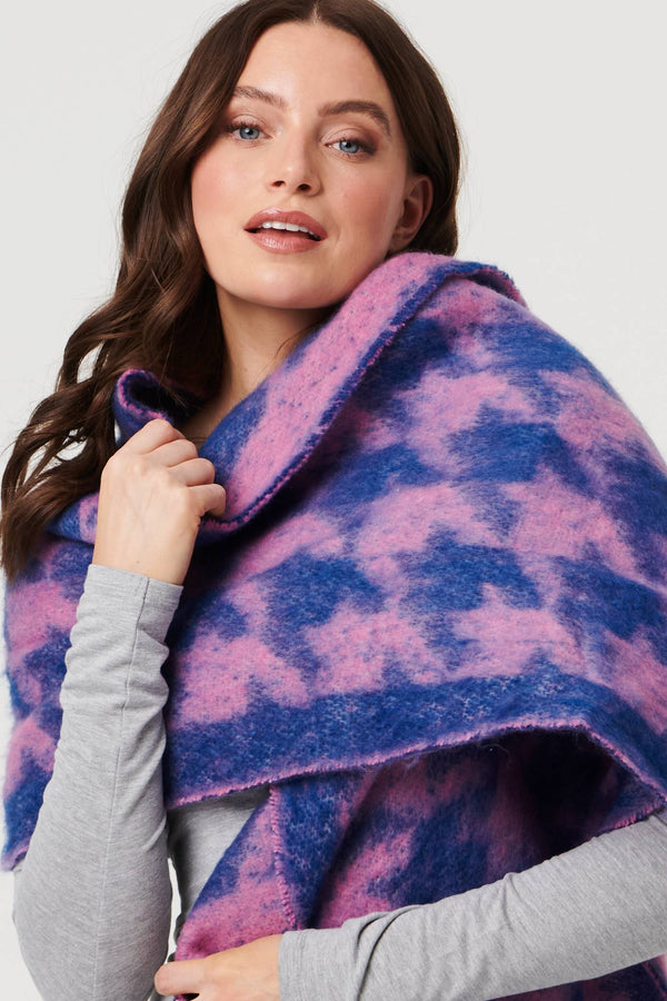 Blue | Houndstooth Print Oversize Fringed Scarf
