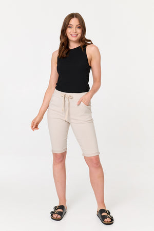 Linen | Tie Front Slim Knee Length Shorts : Model is 5'9