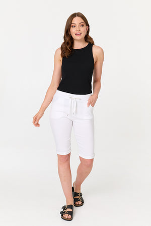 White | Tie Front Slim Knee Length Shorts : Model is 5'9