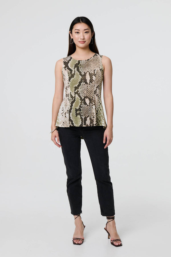 Green | Snake Print Sleeveless Curve Hem Top
