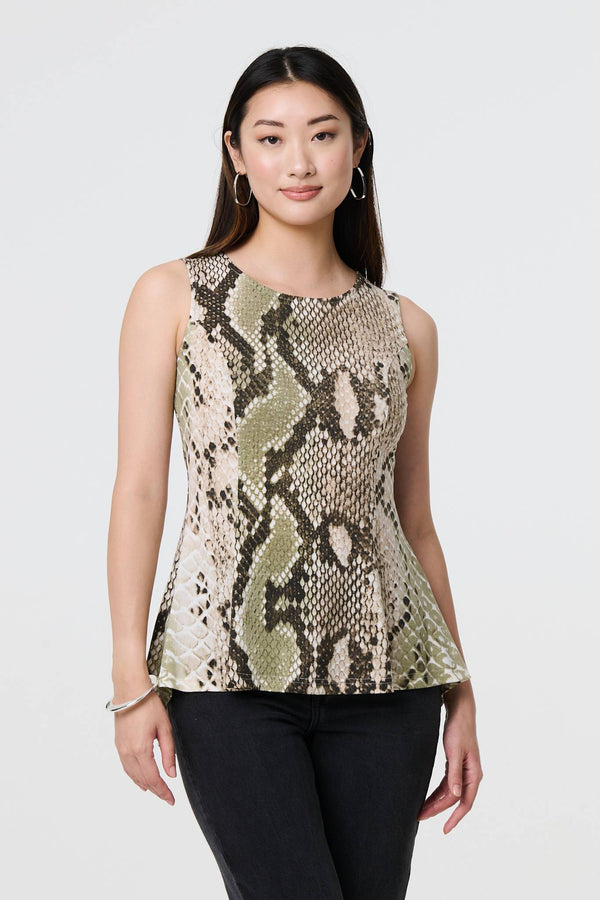 Green | Snake Print Sleeveless Curve Hem Top
