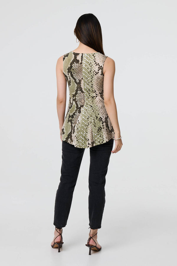 Green | Snake Print Sleeveless Curve Hem Top
