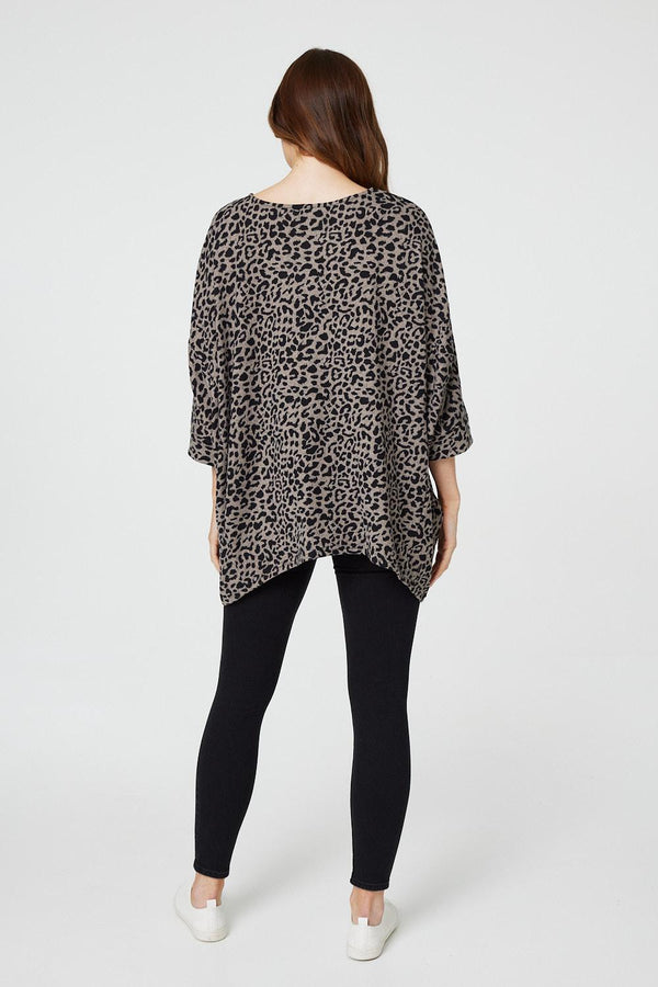 Stone | Leopard Print Oversized Top 