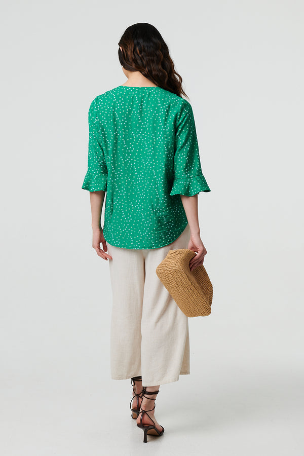 Green | Ditsy Floral 3/4 Flare Sleeve Blouse
