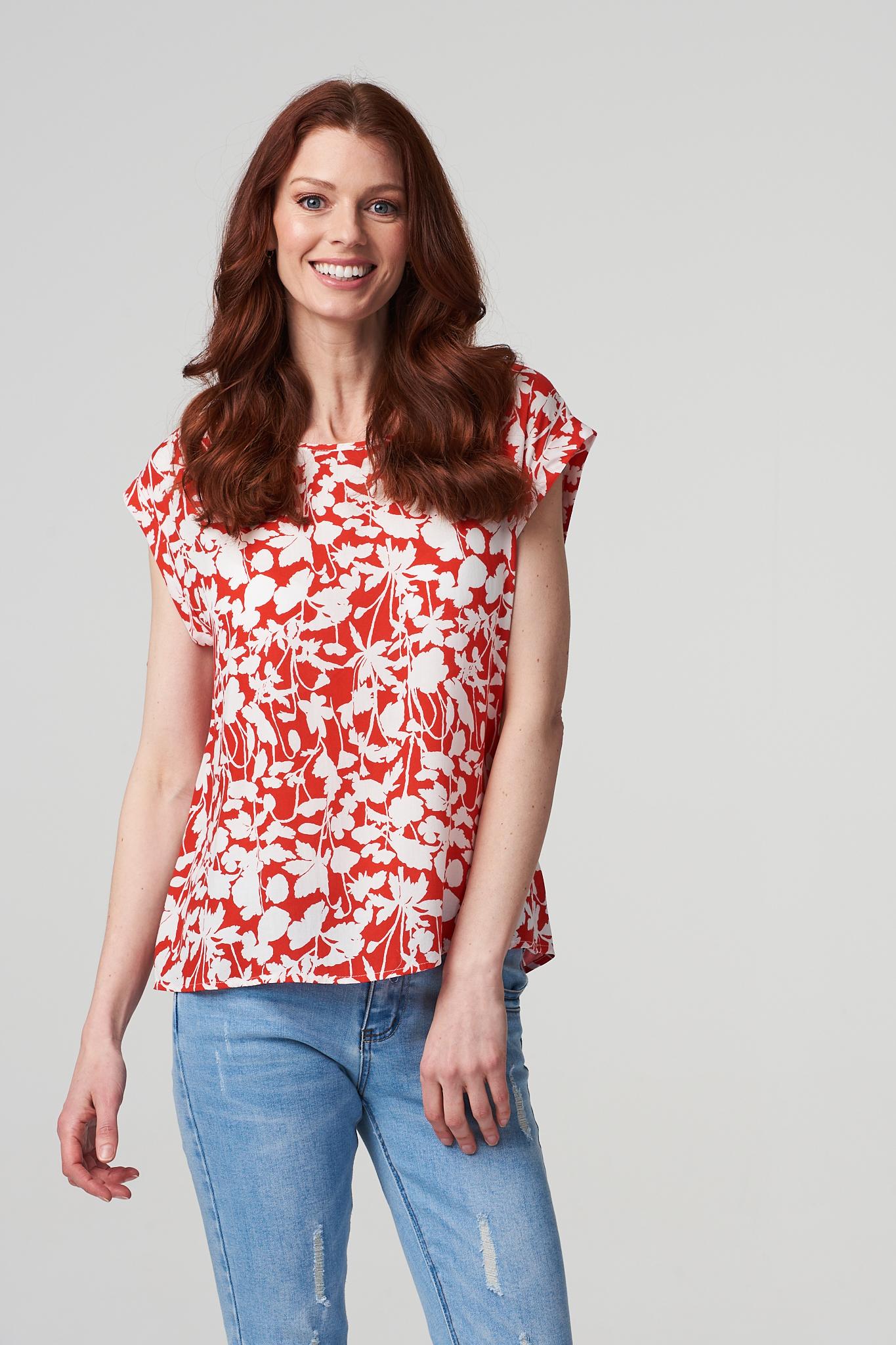 Red | Leaf Print Turn-Up Sleeve Top