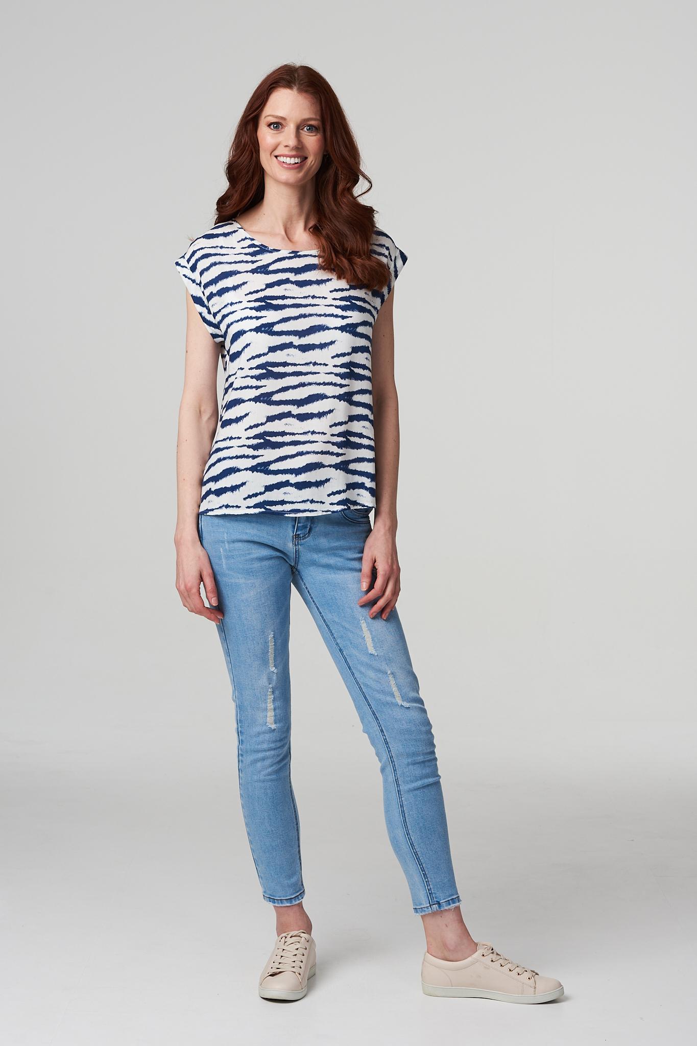 Navy | Printed Turned-Up Sleeve Top