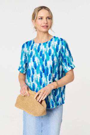 Blue | Printed 1/2 Turn-Up Sleeve Blouse : Model is 5'10