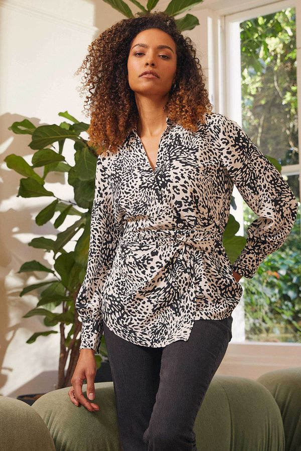 Black And White | Animal Print Wrap Front Blouse : Model is 5'8"/172 cm and wears UK8/EU36/US4/AUS8